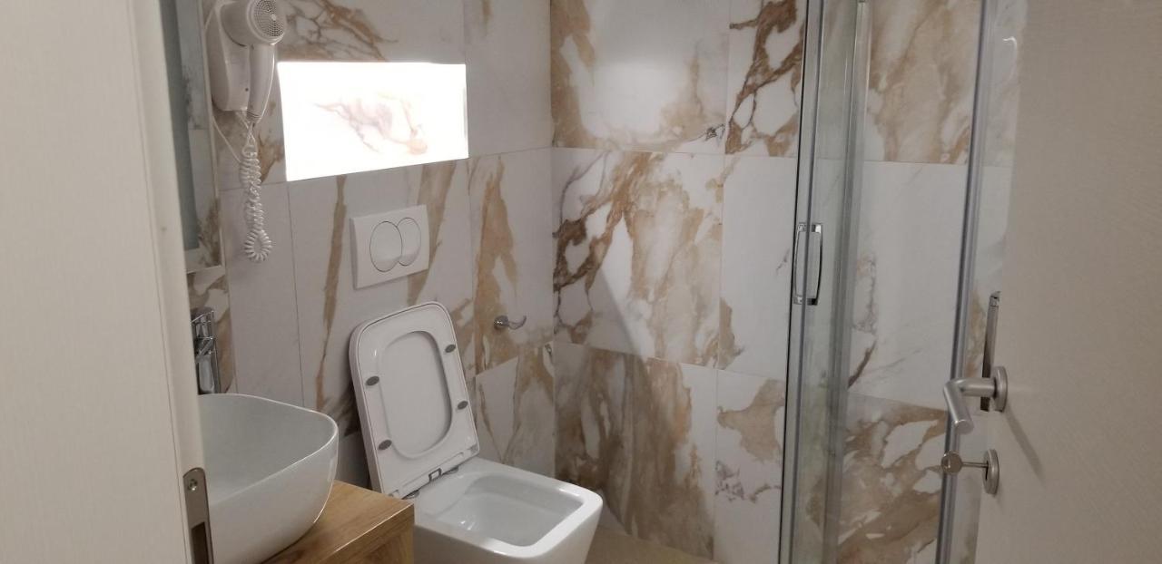 טיראנה 2A New Bazaar Apartment מראה חיצוני תמונה